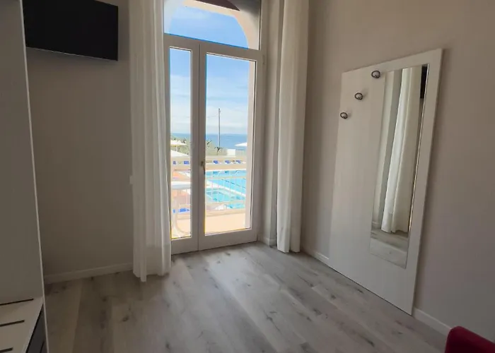 Hotel Benacus 3*