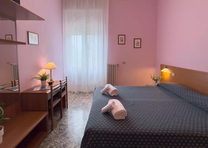 Hotel Benacus Torri Del Benaco