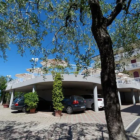 Benacus Hotel