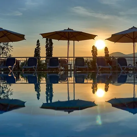 Hotel Benacus 3*