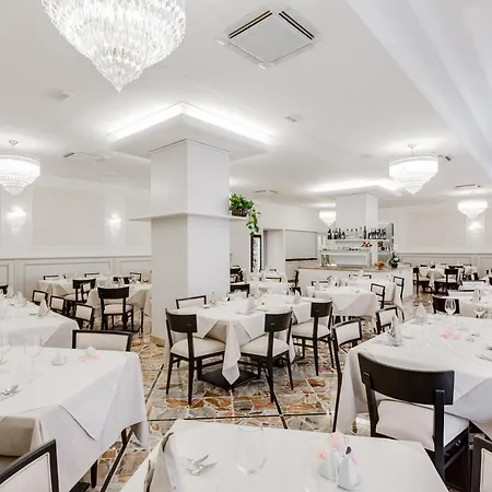 Benacus Hotel 3*