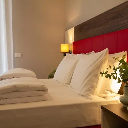 Hotel Benacus