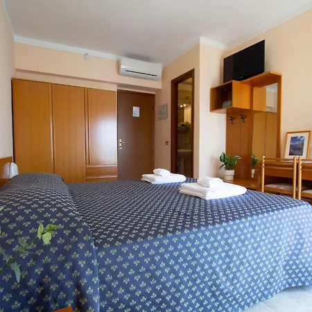 Benacus Otel 3*