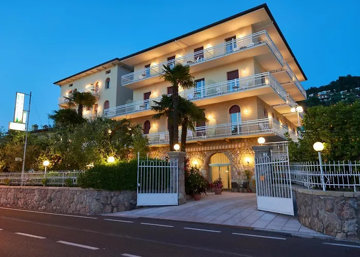 Hotel Benacus