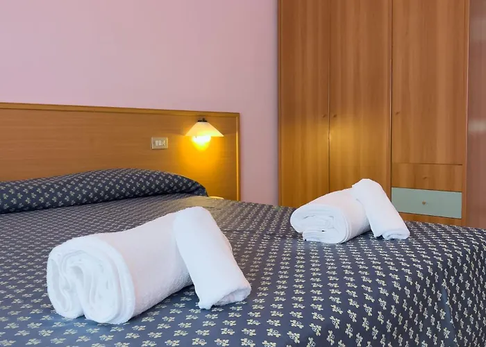 Benacus Hotel 3*