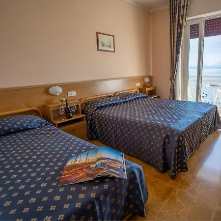 Benacus Hotel Torri Del Benaco