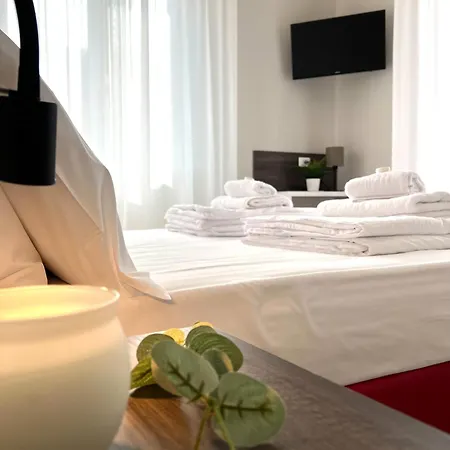 Hotel Benacus Torri Del Benaco