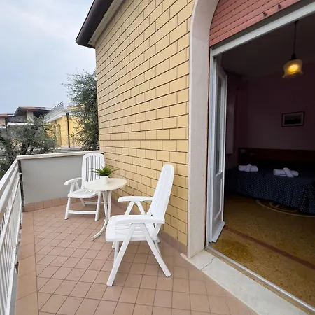 Hotel Benacus Torri Del Benaco