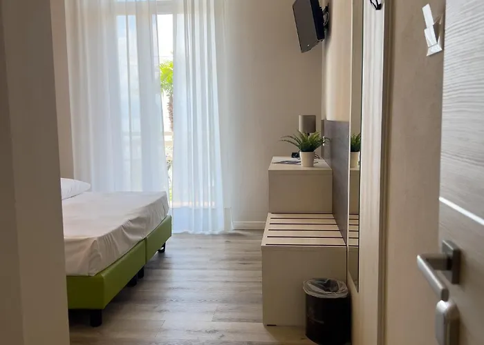 Hotel Benacus Torri Del Benaco